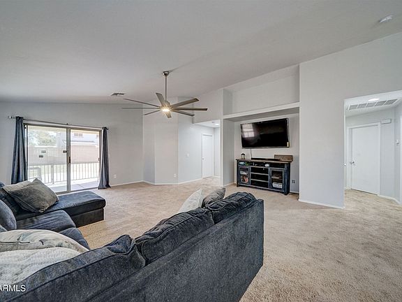 5th image of 5911 S 249th Dr