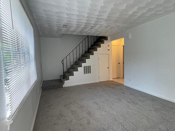 3rd image of 732 Marley Way #1 & 2