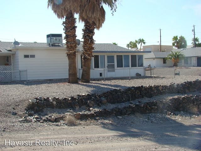 2nd image of 3025 Ironwood Dr