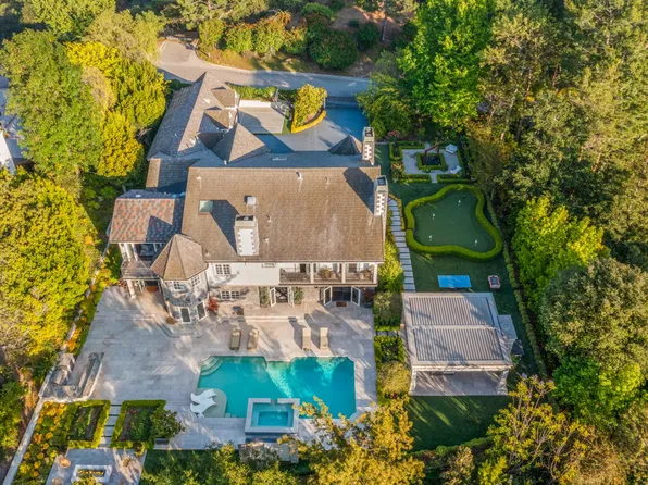 3170 Kings Ct, Los Angeles, CA 90077