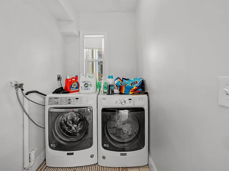 28 Edison Grn #2 — Photo 10