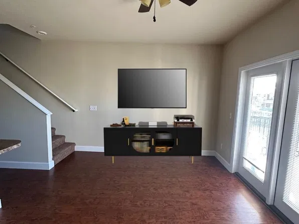 1738 SW 247th Way APT 3, Newberry, FL 32669