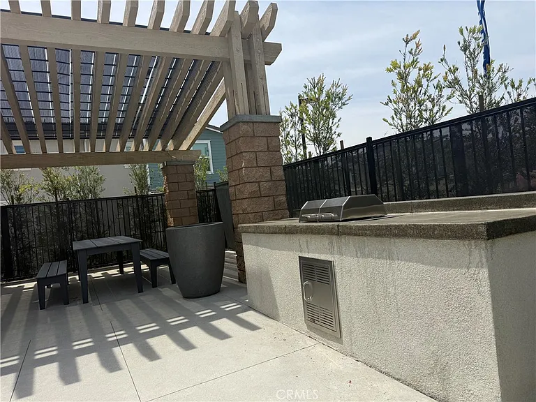 6331 Sierra Vista Ln — Photo 20