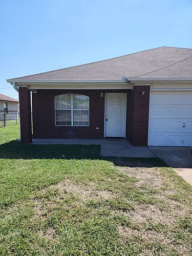 3208 Raven Dr Photo 1