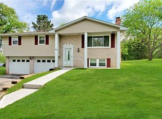 613 Liberty Ln, Ruffs Dale, PA 15679