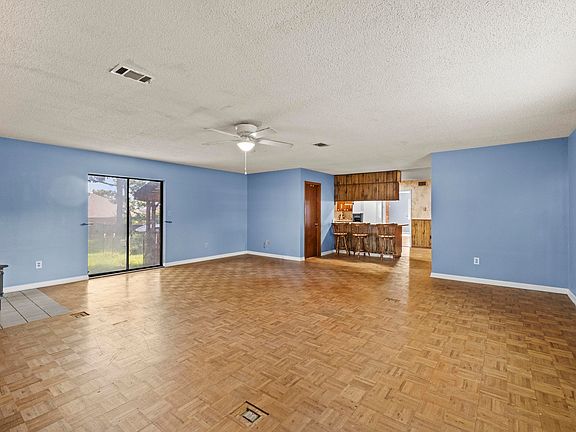 4th image of 5006 Madison Ave