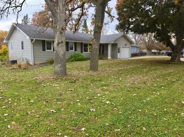 3956 Oak Park Cir SE, Rochester, MN 55904
