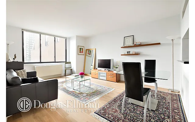 Sold by Douglas Elliman | media 14