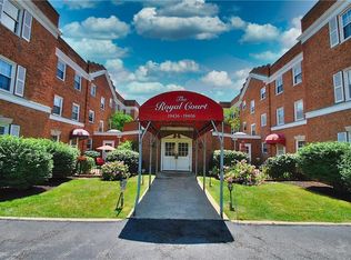 19406 Van Aken Blvd APT 204, Shaker Heights, OH 44122