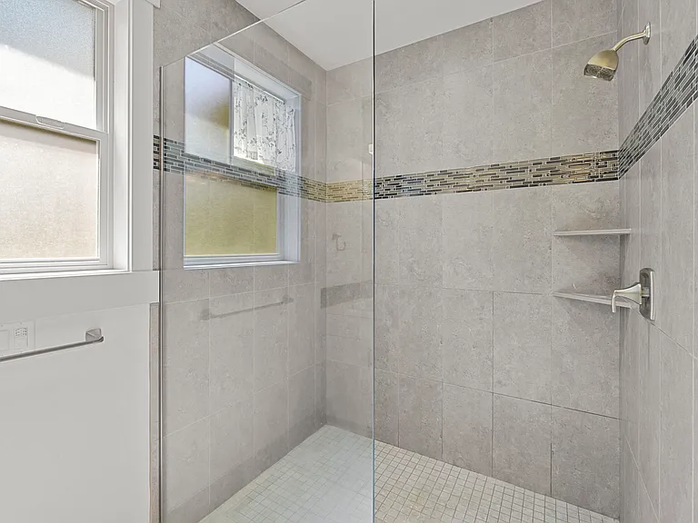 1496 NW Discovery Park Dr — Photo 49