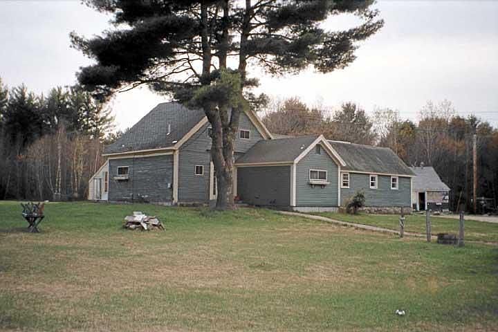 2nd image of 457 W Shore Rd