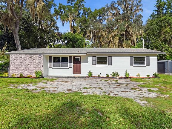 3rd image of 2120 SE 51ST STREET