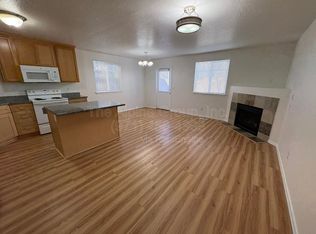 210 NW Connell Ave, Hillsboro, OR 97124