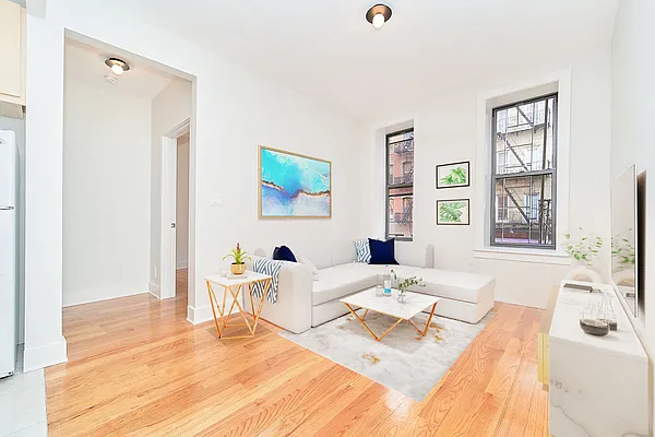 Rented by Living New York | media 12