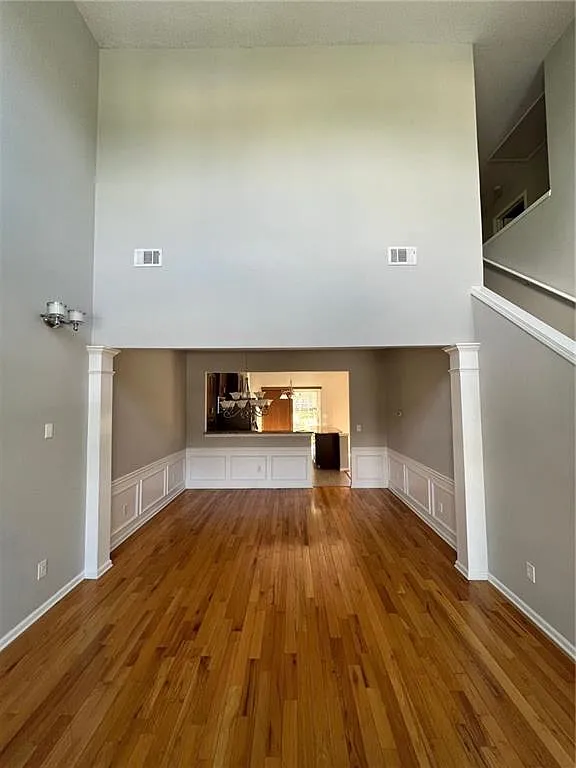 13300 Morris Rd — Photo 4