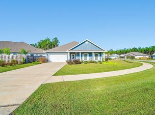 193 Perimeter Pl, Freeport, FL 32439