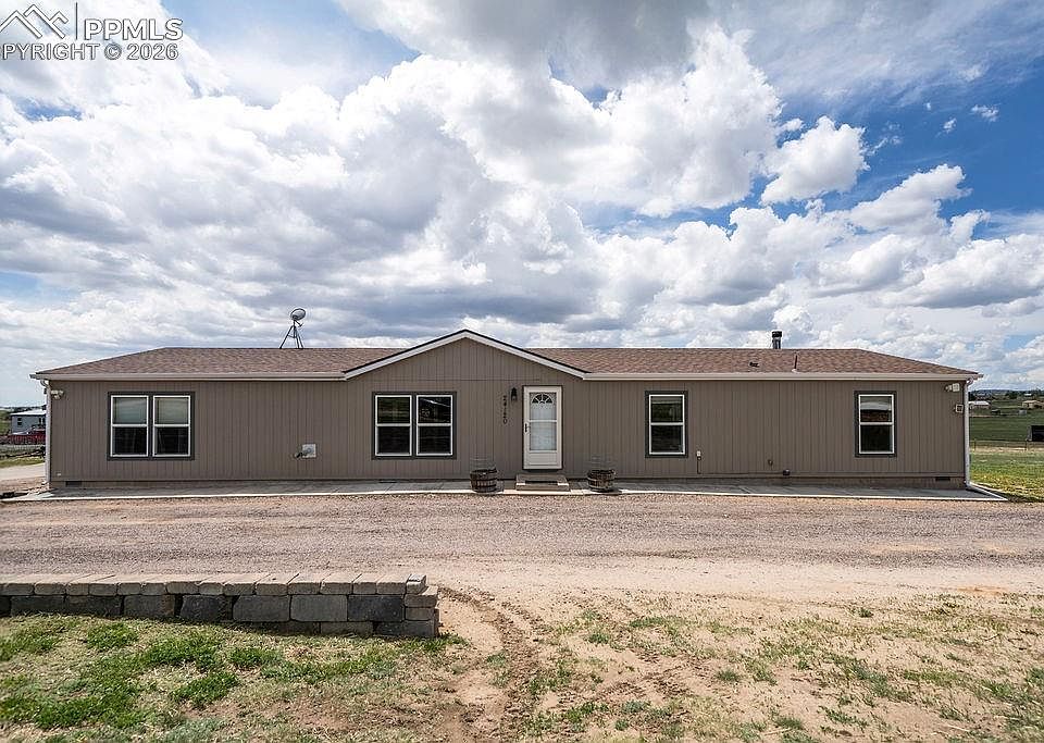 1st image of 24120 Palomino Cir