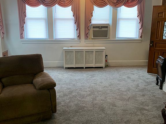 3rd image of 363 Coltart Ave APT 2