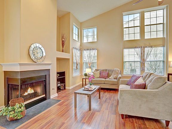 3rd image of 119 Spoon Ct