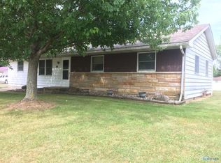 438 N Daniel St, Edgerton, OH 43517