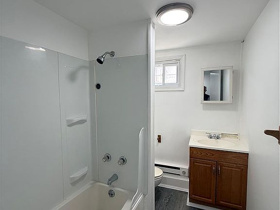 3rd image of 243 Stanton St
