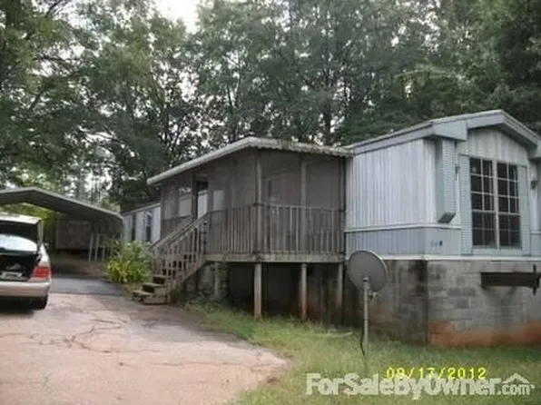 154 Hearthstone Ln, Boiling Springs, SC 29316