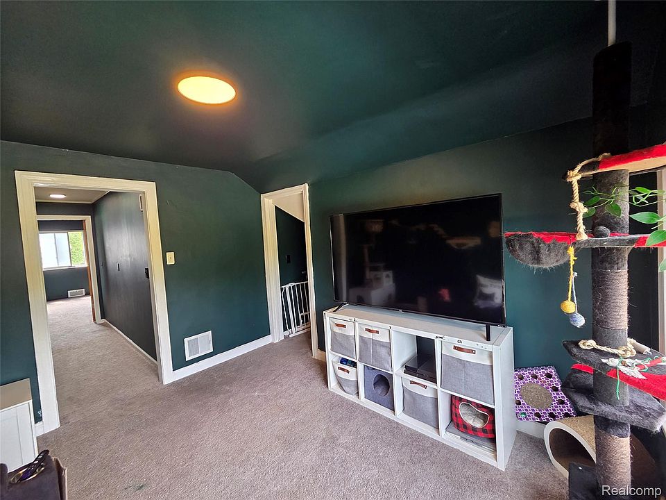 4175 Beaconsfield St, photo 27