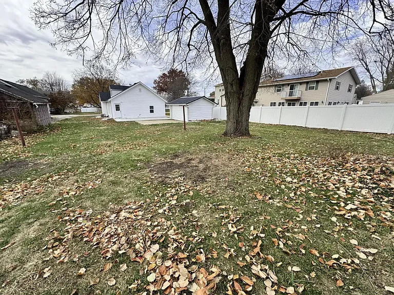817 Painter St — Photo 8