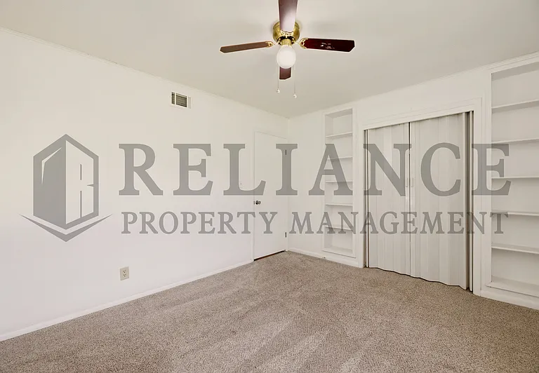 2425 N Marigold Ln — Photo 31