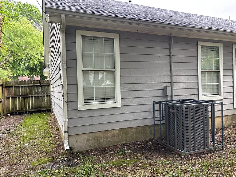 2573 Laurelcrest Dr — Photo 21