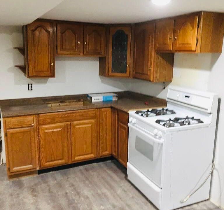 1st image of 2113 N Lockwood Ave