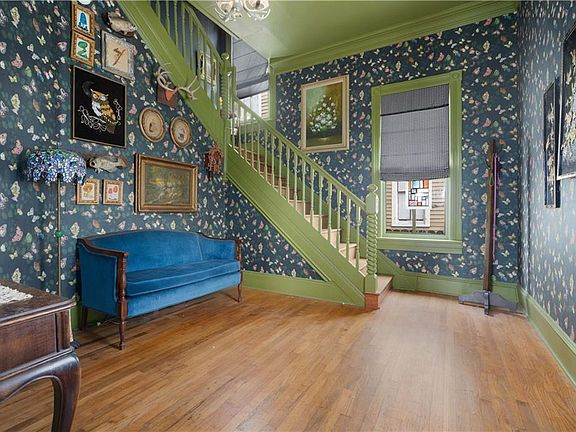 5th image of 5 N Pine St