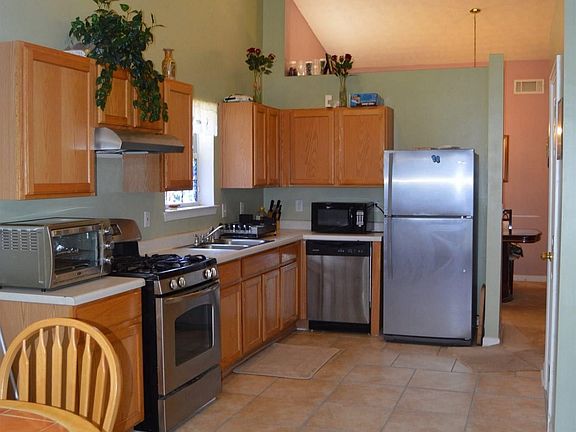 4th image of 505 Sydney Crest Ln
