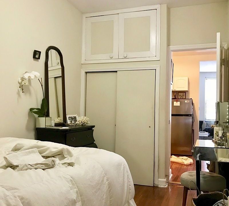 2nd image of 422 E 75th St APT 5FE