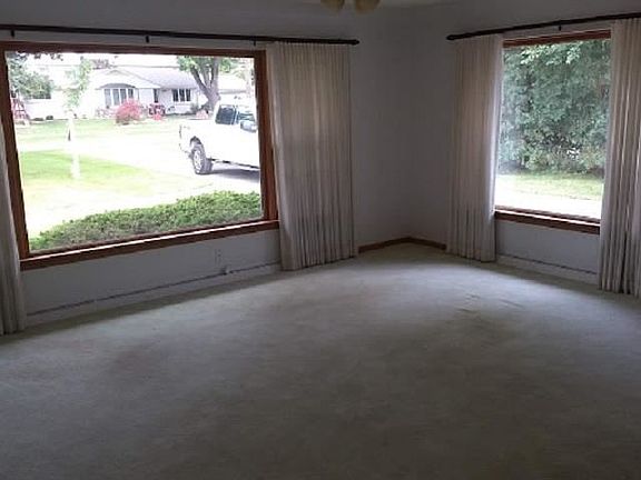 4th image of 4791 Margaret Ct
