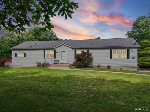 9865 Zion Lutheran Church Rd, Hillsboro, MO 63050