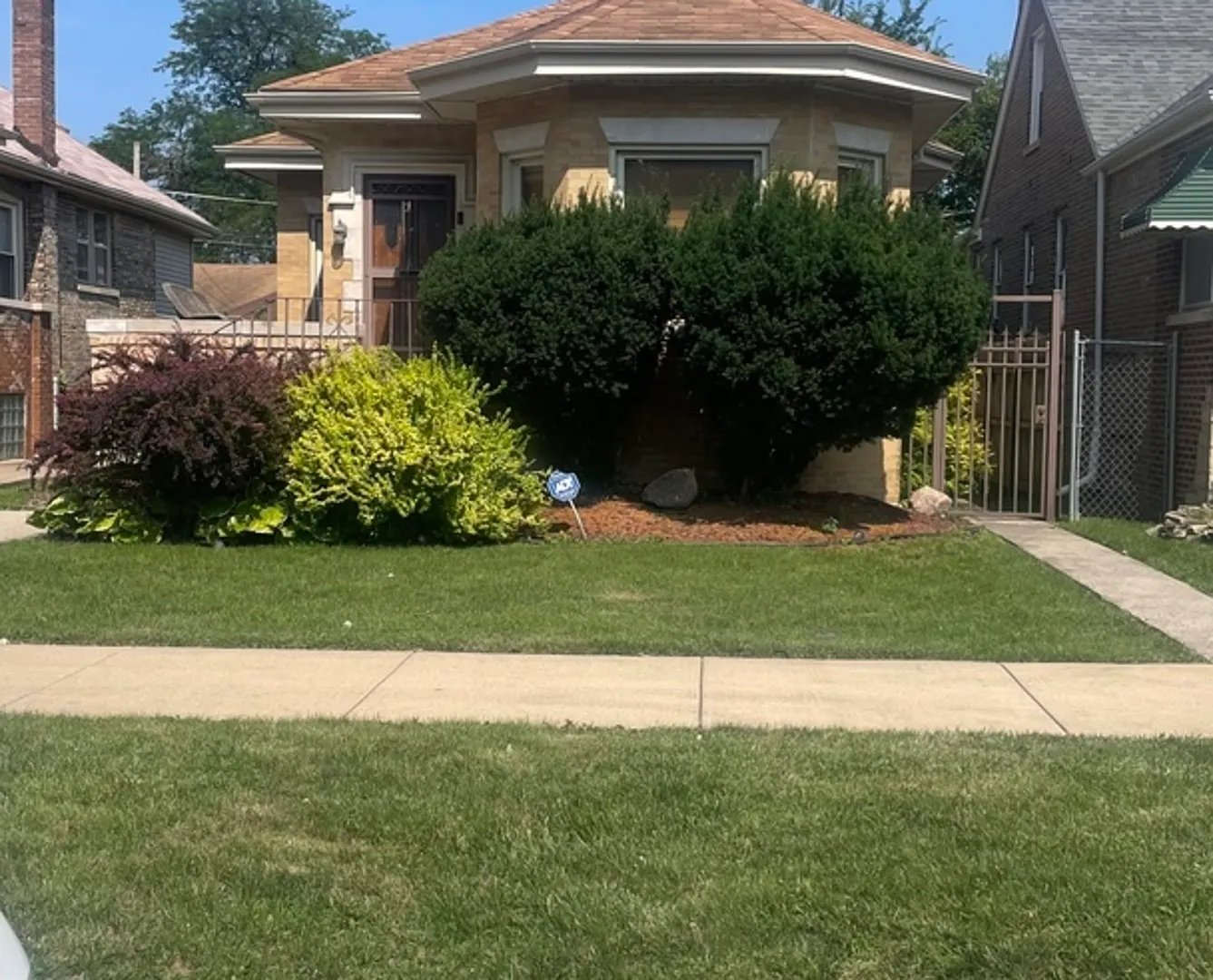 11327 S Lowe Ave photo 1