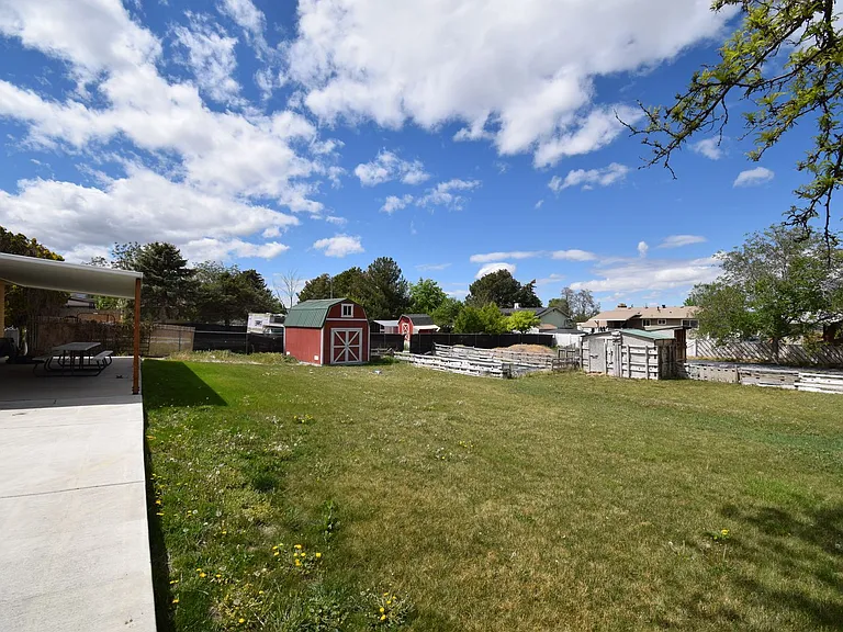 3638 W Jasmine St — Photo 41