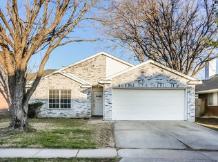 8172 Heritage Place Dr, Fort Worth, TX 76137