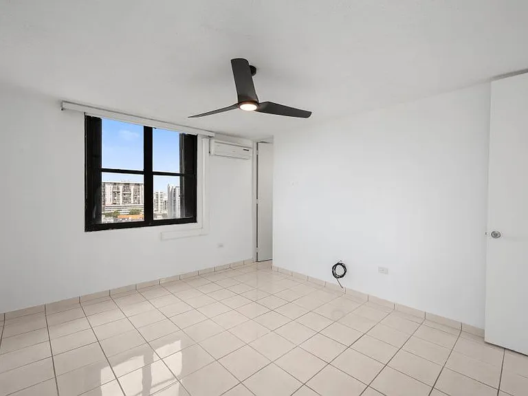 Ave Ponce de Leon 1717 Condominio Plaza Inmaculada — Photo 24