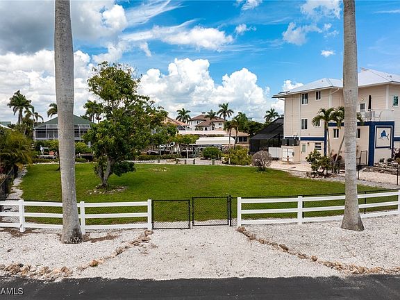4th image of 17901 Grey Heron Ct