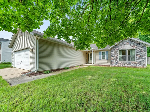 6345 Cedarbrook Dr, Kalamazoo, MI 49048