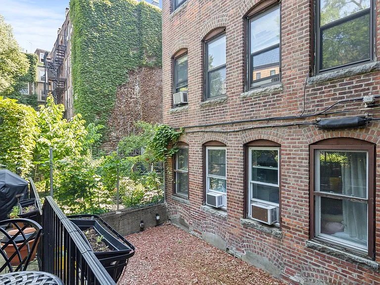 3 Belgravia Pl — Photo 24
