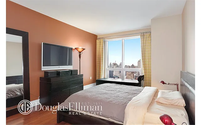Rented by Douglas Elliman | media 81