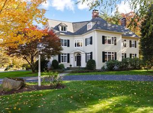 194 Grove St, Wellesley, MA 02482