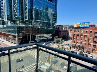 397 Front St W #907, Toronto, ON M5V 3S1