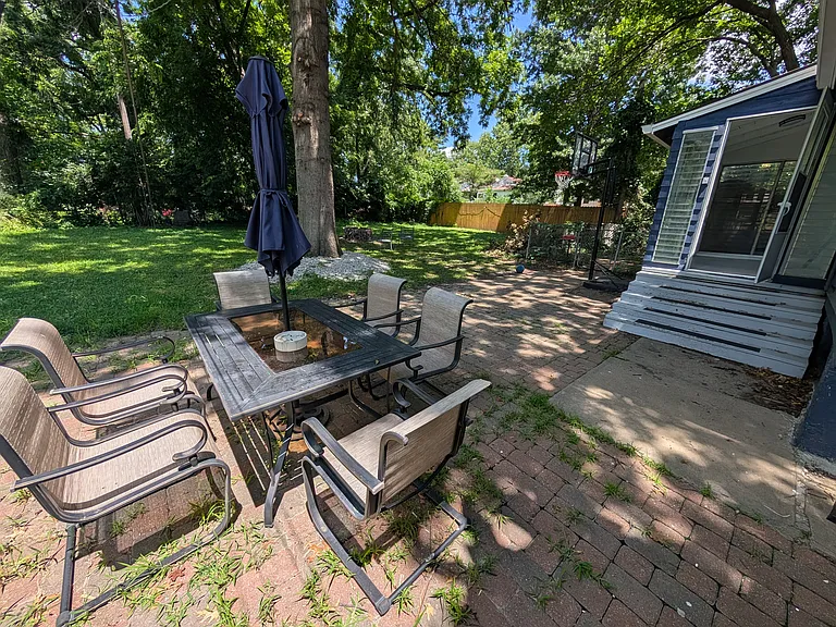 2410 W 42nd Ave — Photo 23