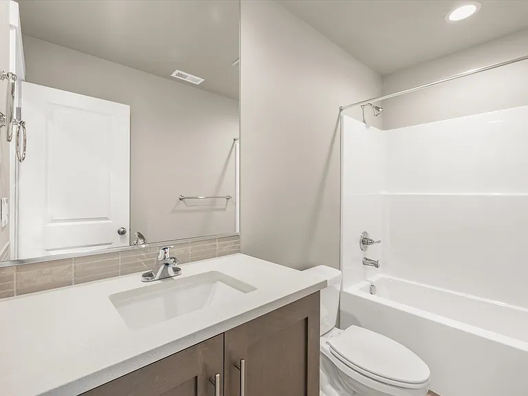 11269 SE Pleasant Valley Pkwy — Photo 14