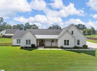 6 Beech Creek Ct, Greer, SC 29651
