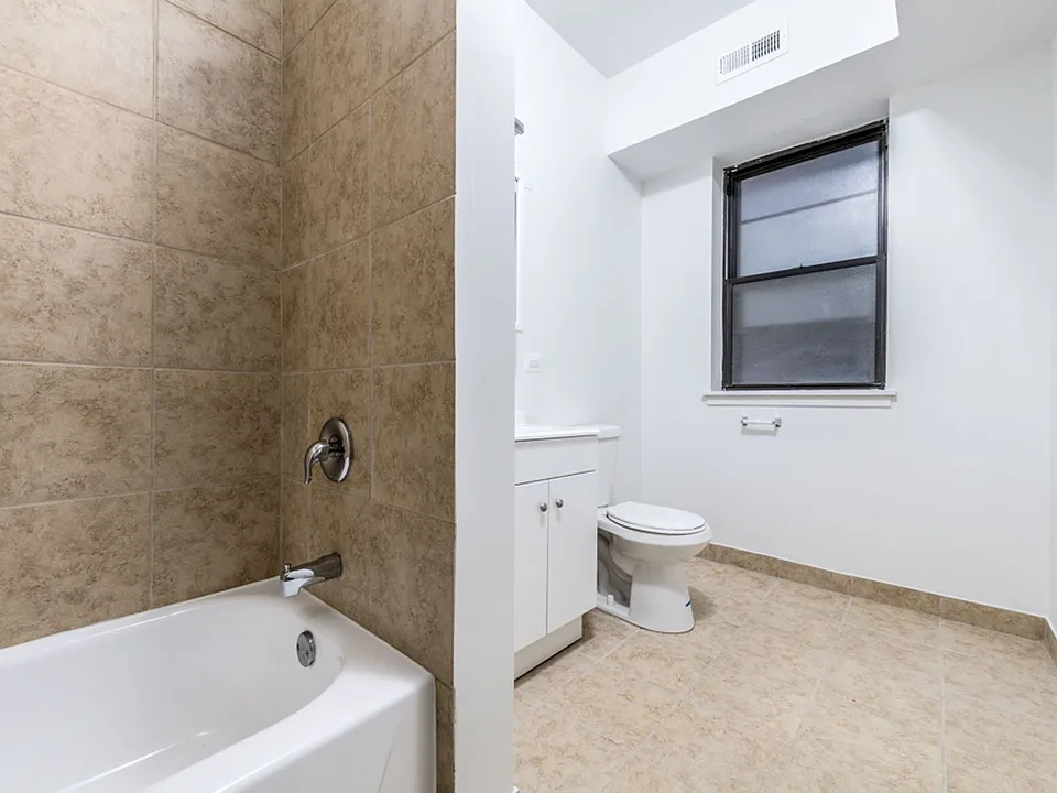 5046 S Champlain